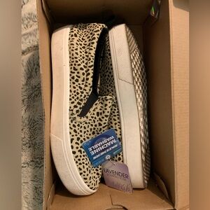 Sketchers Woman’s Shoes